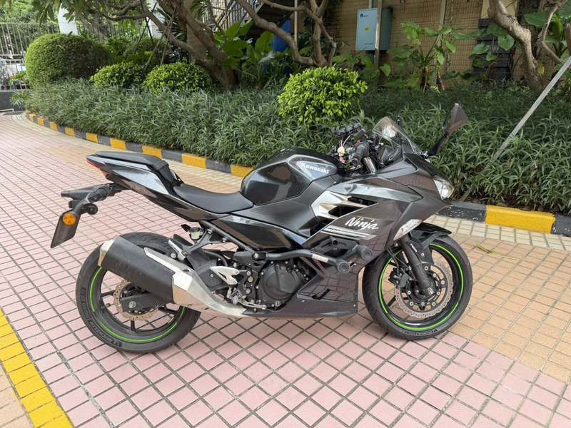 二手川崎Ninja 400
