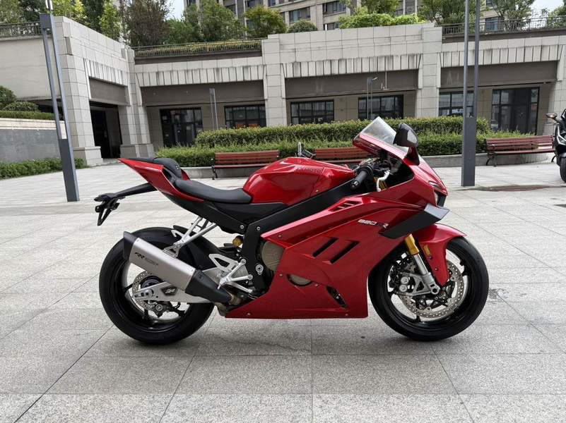 二手张雪机车820RR