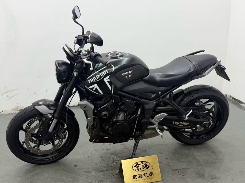 二手凯旋Trident 660