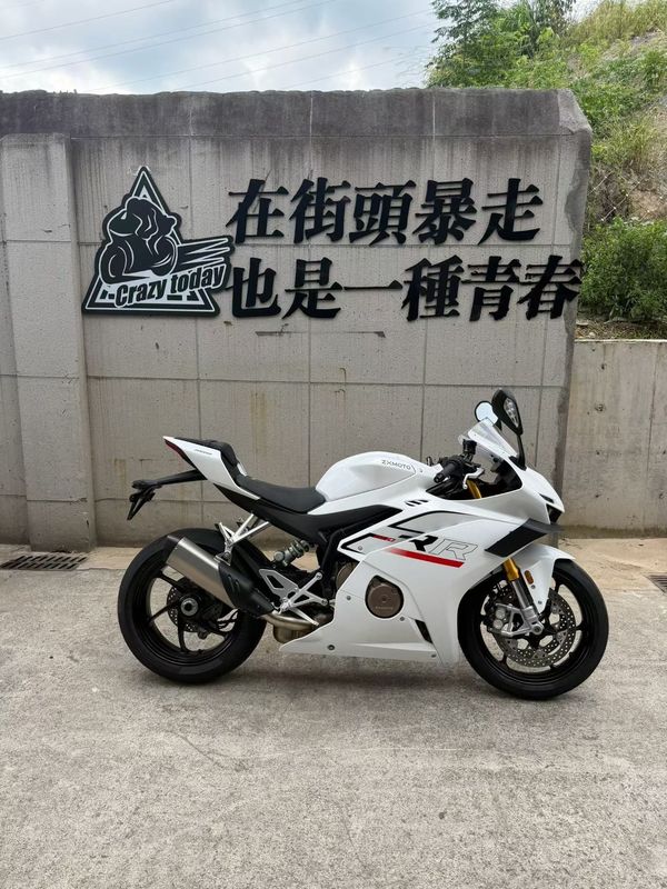二手张雪机车500RR
