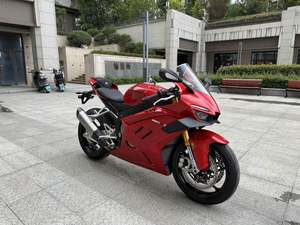 二手张雪机车820RR