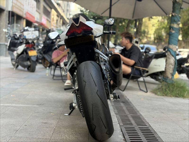 二手阿普利亚RS 660 
