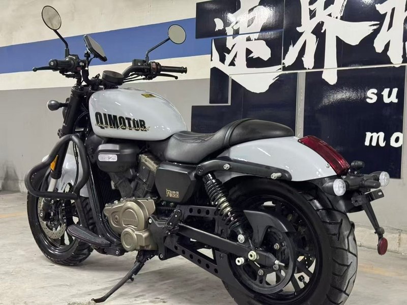 二手QJMOTOR闪300