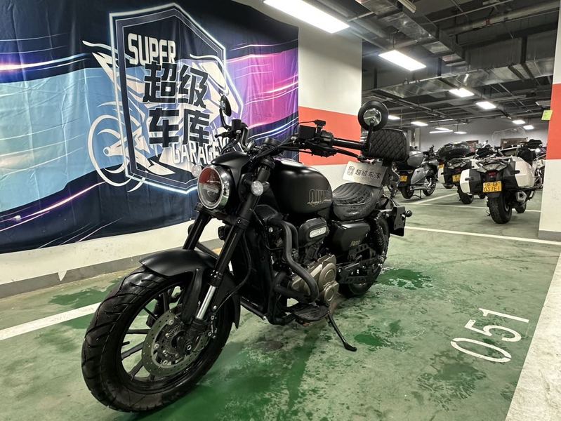 二手QJMOTOR闪300