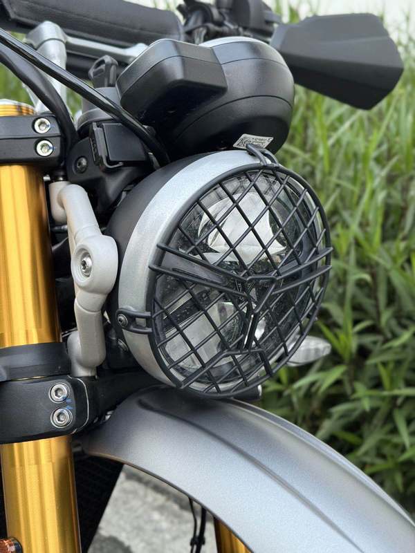 二手凯旋Scrambler 400 X