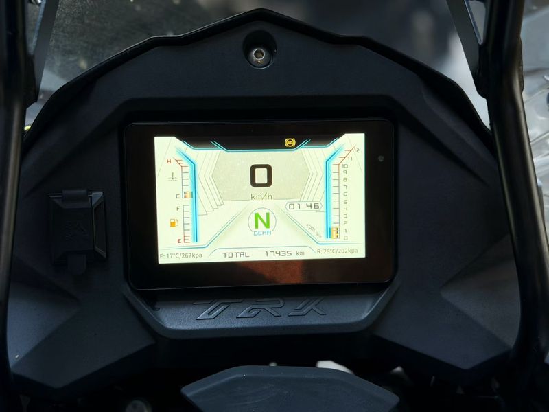 二手贝纳利金鹏 TRK502