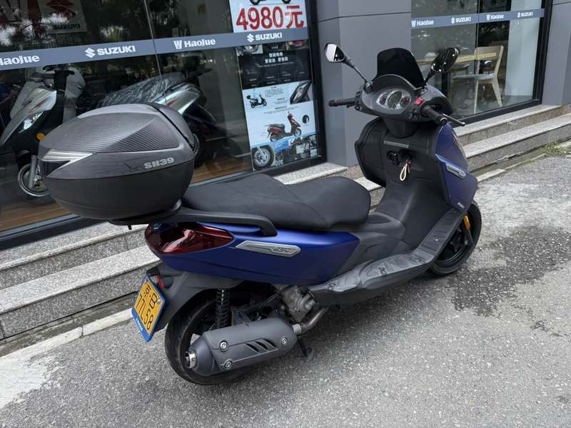 二手宗申比亚乔X7
