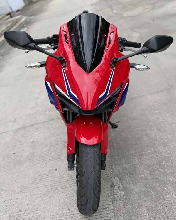 二手本田CBR400R