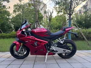 二手张雪机车820RR