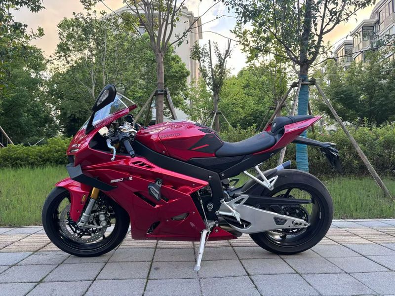 二手张雪机车820RR
