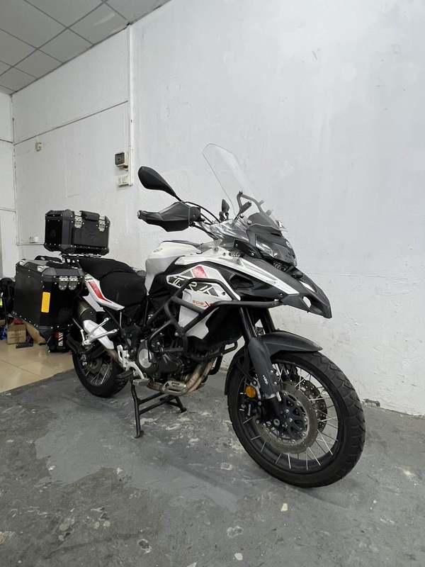 二手贝纳利金鹏 TRK502
