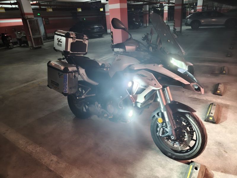 二手贝纳利金鹏 TRK502