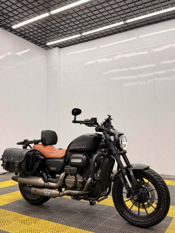二手QJMOTOR闪300