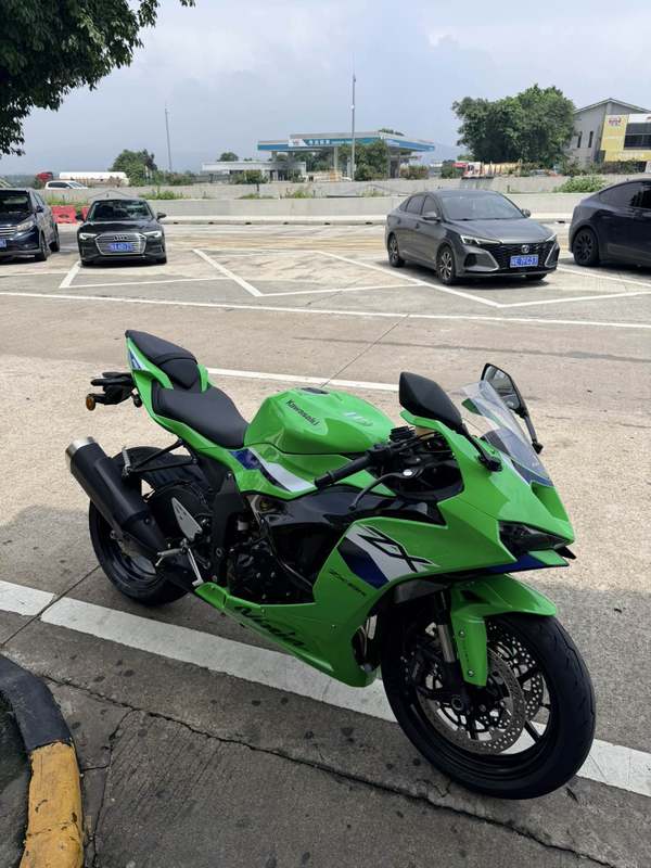 二手川崎Ninja ZX-6R 