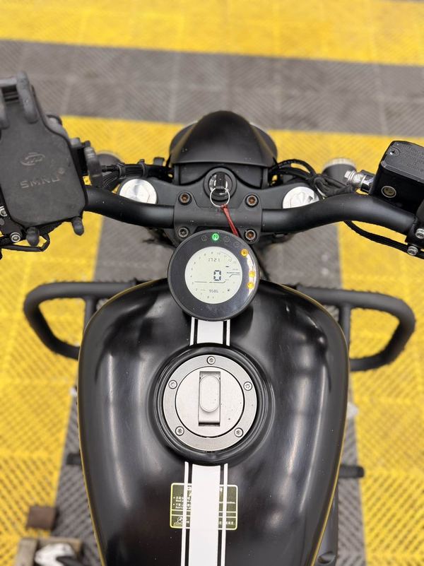二手QJMOTOR闪300
