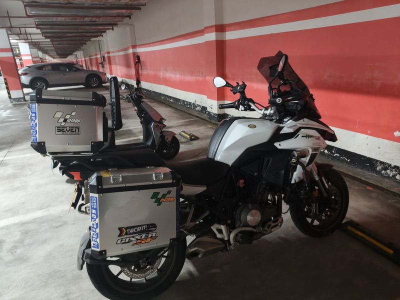 二手贝纳利金鹏 TRK502
