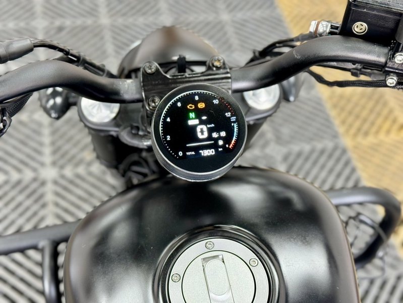 二手QJMOTOR闪300
