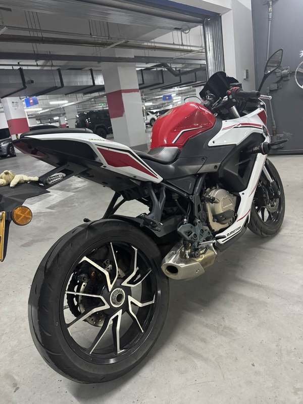 二手QJMOTOR赛400
