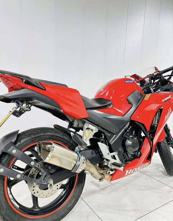 二手本田CBR300R