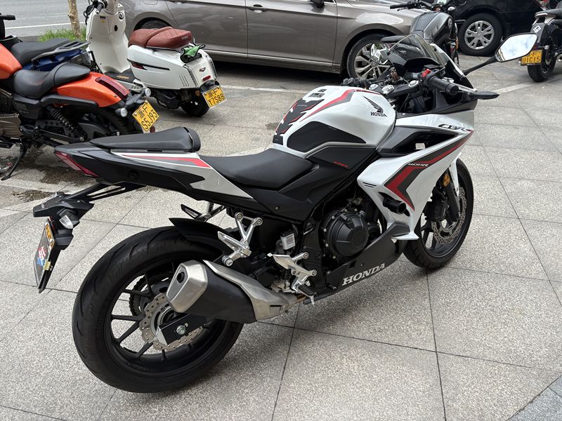 二手本田CBR400R