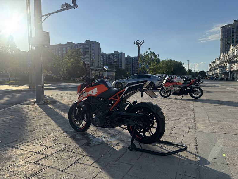 二手KTMR2R250 Duke