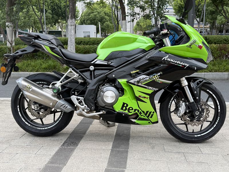 二手贝纳利龙卷风 Tornado 302R