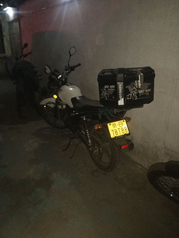 二手济南铃木QS150悍骏