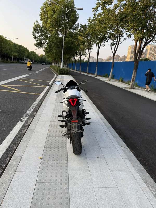 二手春风250SR