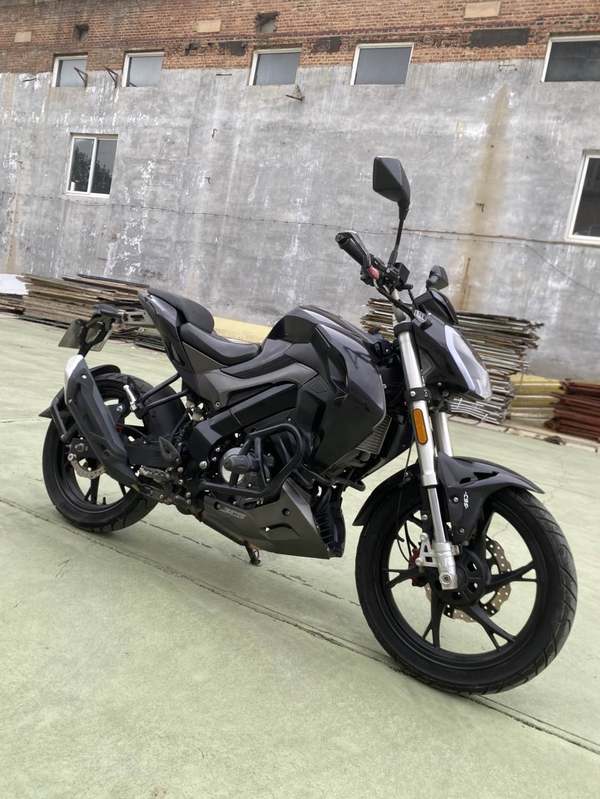二手贝纳利小迅龙 BN150S