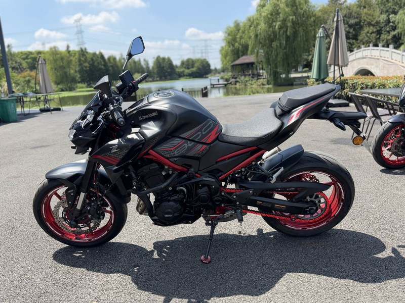 二手川崎Z900