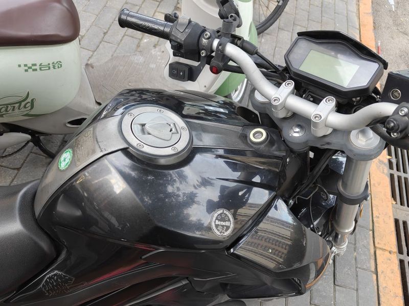 二手贝纳利小迅龙 BN150S
