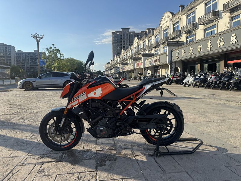 二手KTMR2R250 Duke