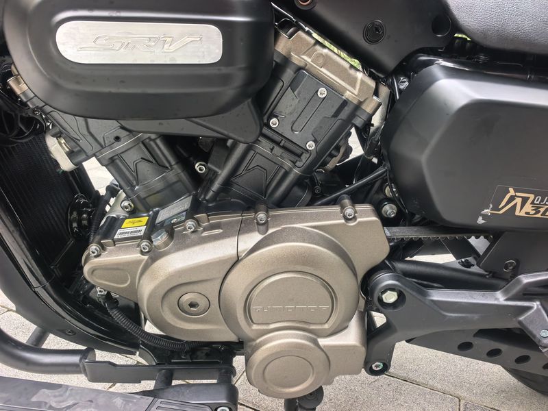 二手QJMOTOR闪300
