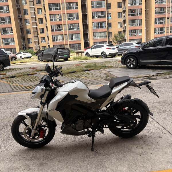 二手贝纳利小迅龙 BN150S