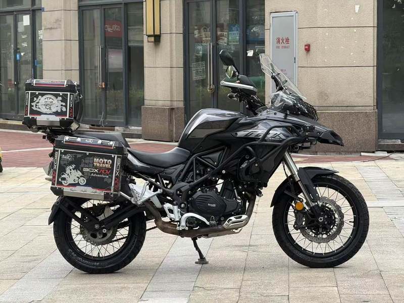 二手贝纳利金鹏 TRK502