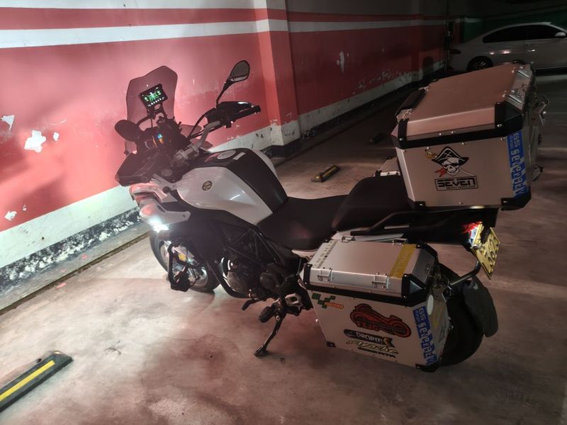 二手贝纳利金鹏 TRK502