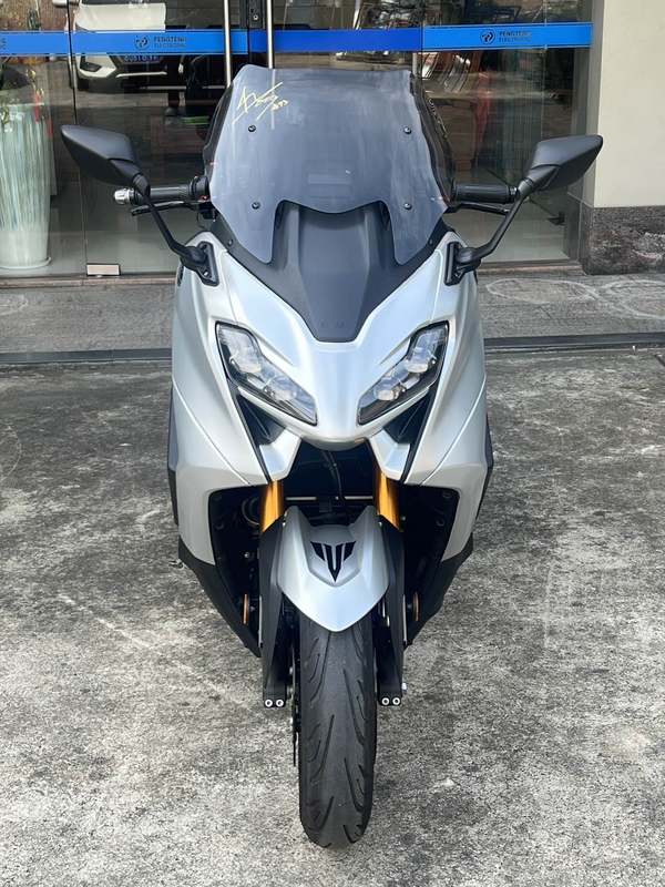 二手雅马哈TMAX
