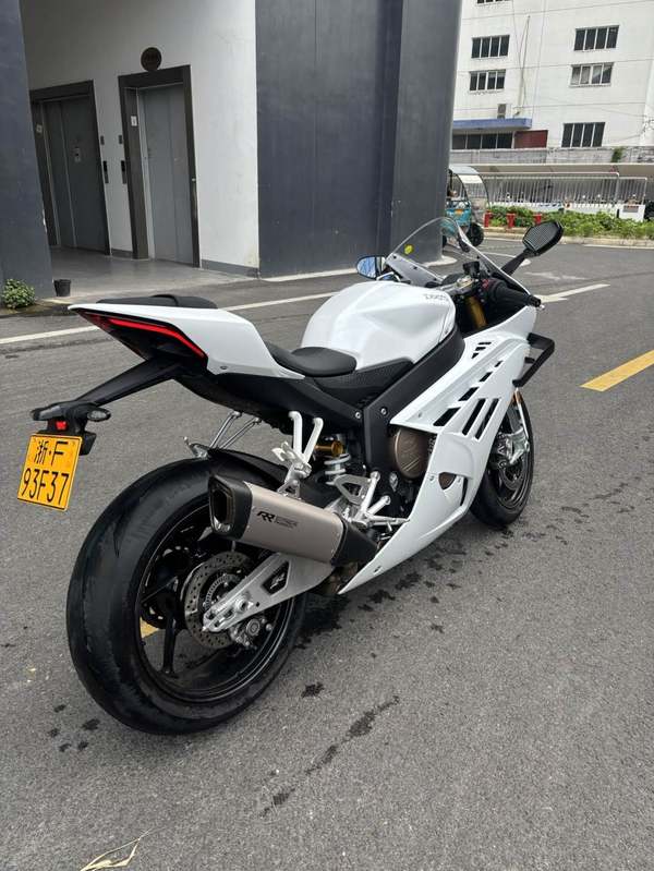 二手张雪机车820RR