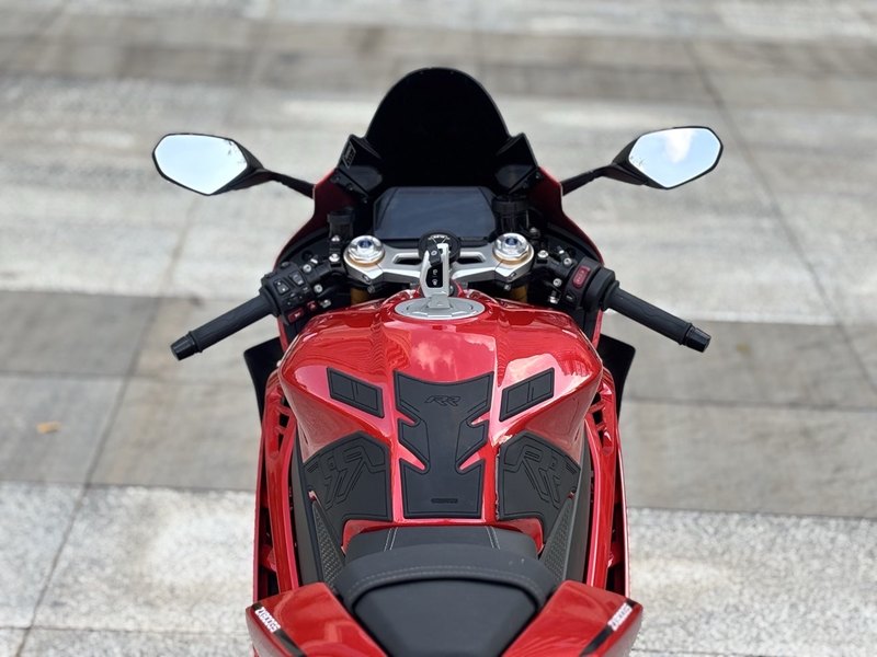 二手张雪机车820RR