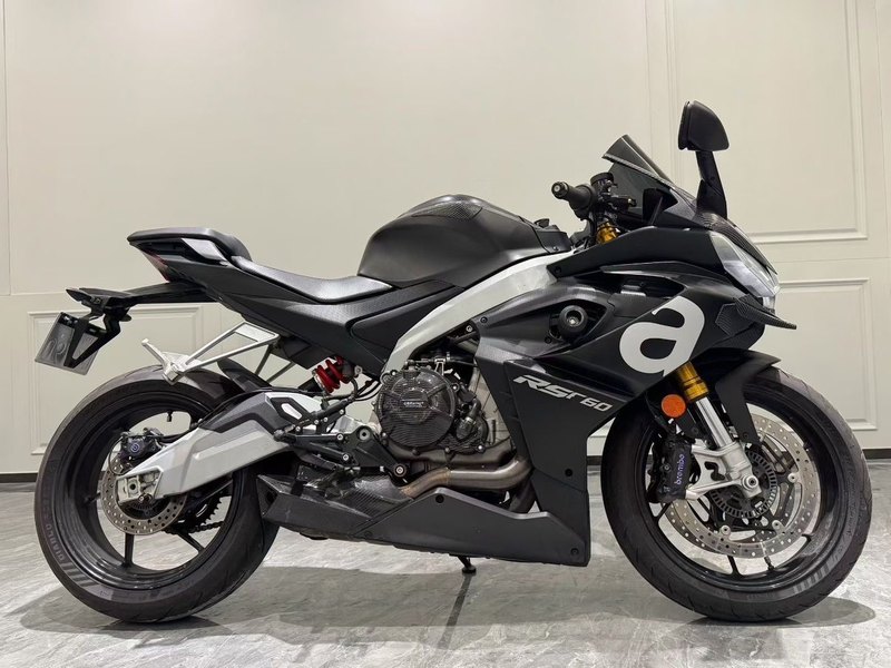 二手阿普利亚RS 660 