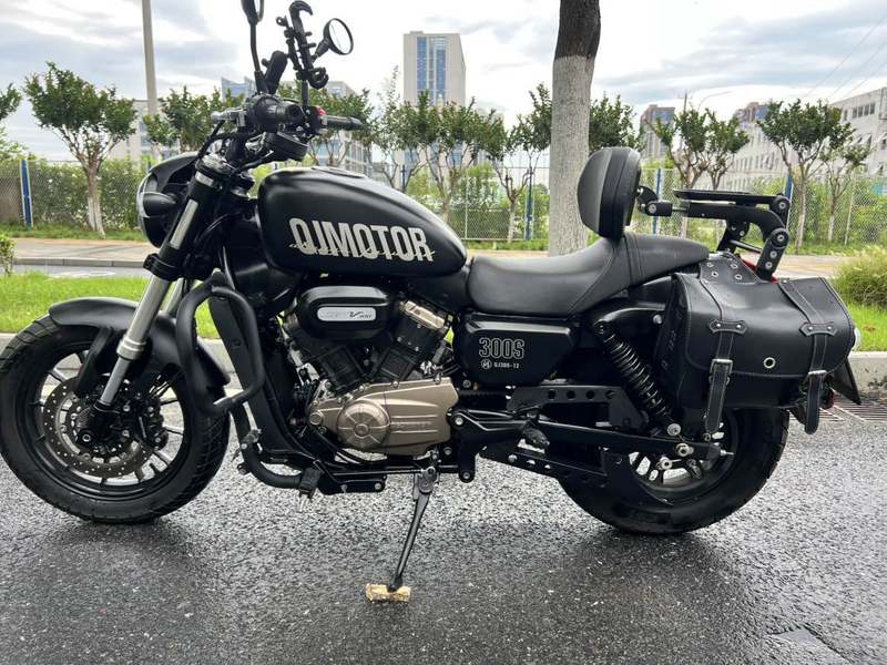 二手QJMOTOR闪300