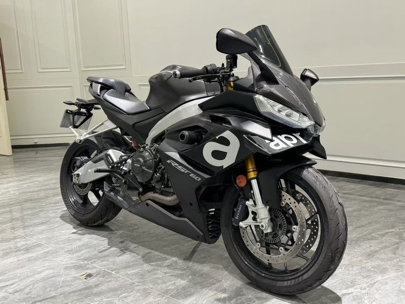 二手阿普利亚RS 660 