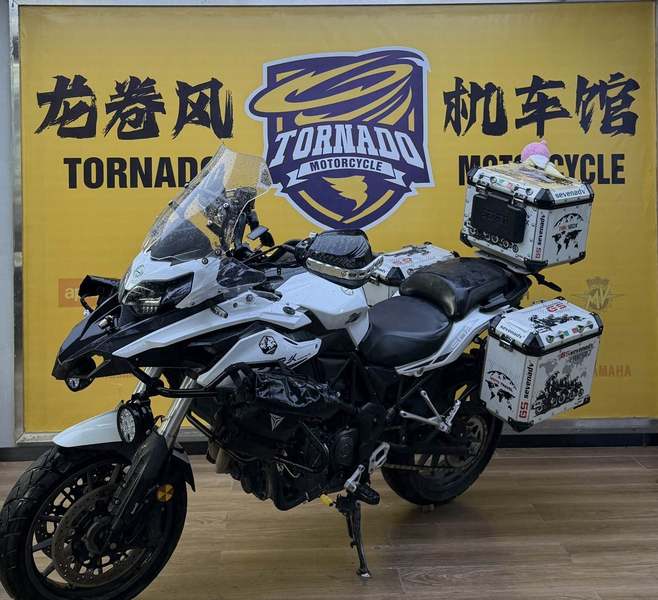 二手贝纳利金鹏 TRK502