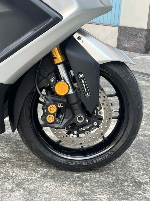 二手雅马哈TMAX