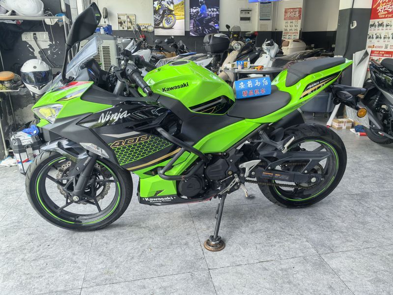 二手川崎Ninja 400
