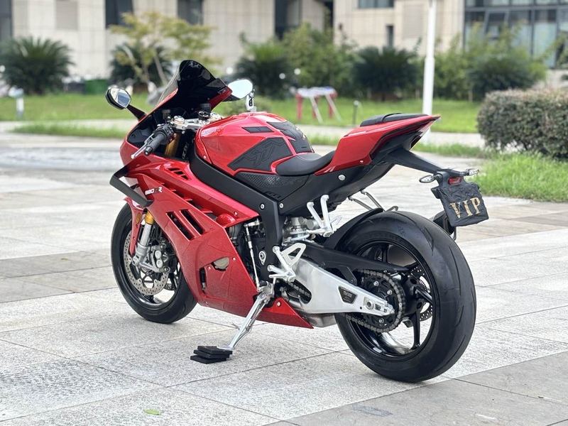 二手张雪机车820RR