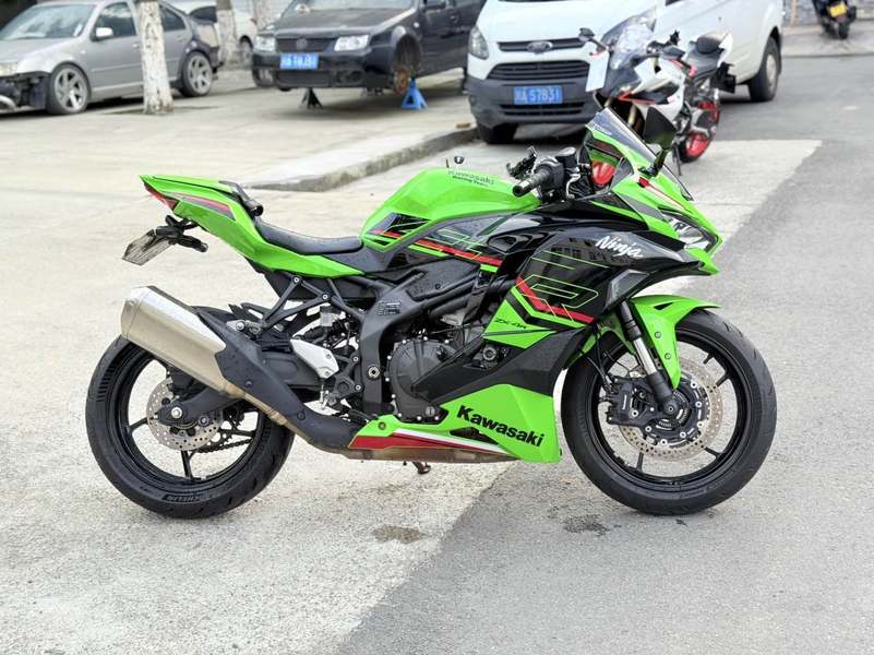 二手川崎ZX-4R