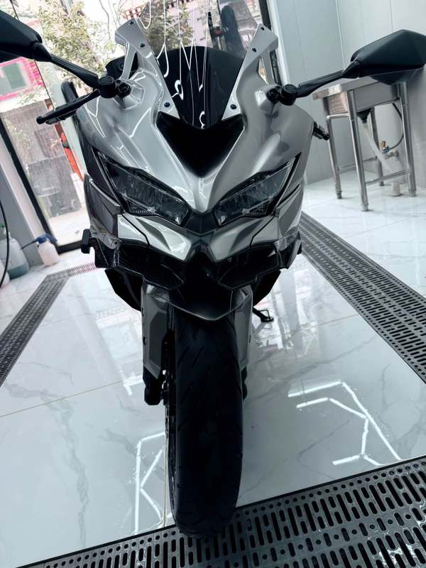二手川崎ZX-4R