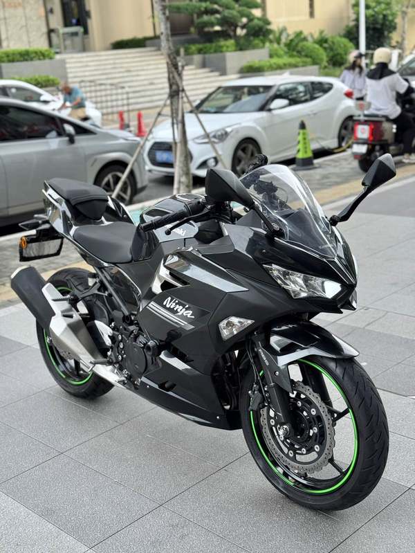 二手川崎Ninja 400