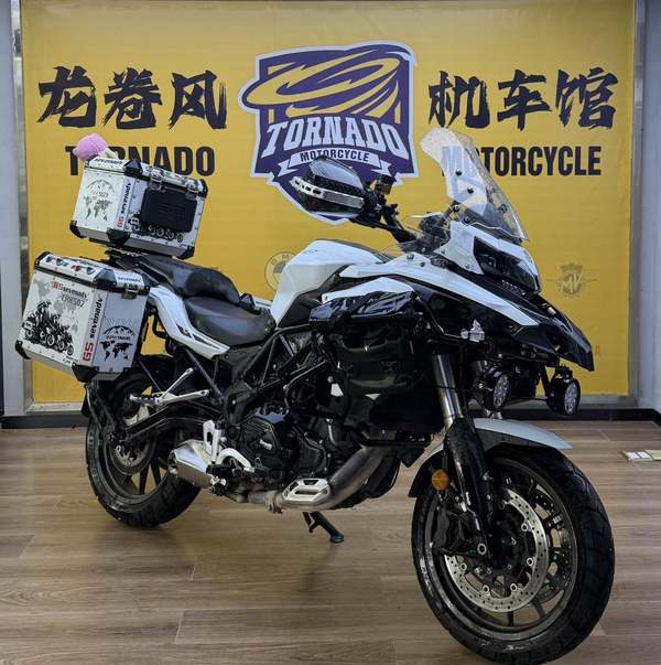 二手贝纳利金鹏 TRK502